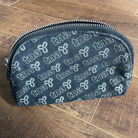 TNA small makeup bag - Picture 1 of 3
